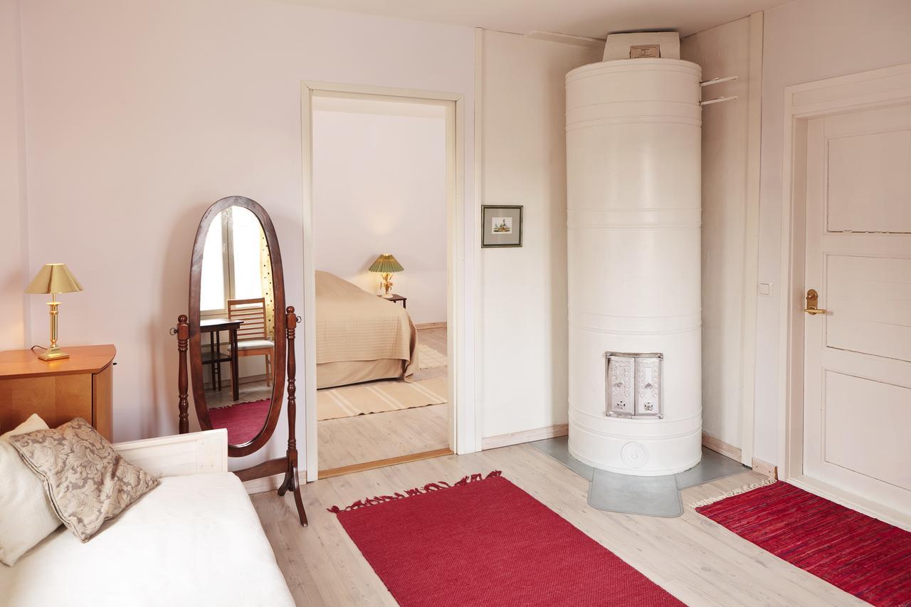 Boutique Hotel Tavis, Check In Olavinkatu 8 Savonlinna Esterno foto