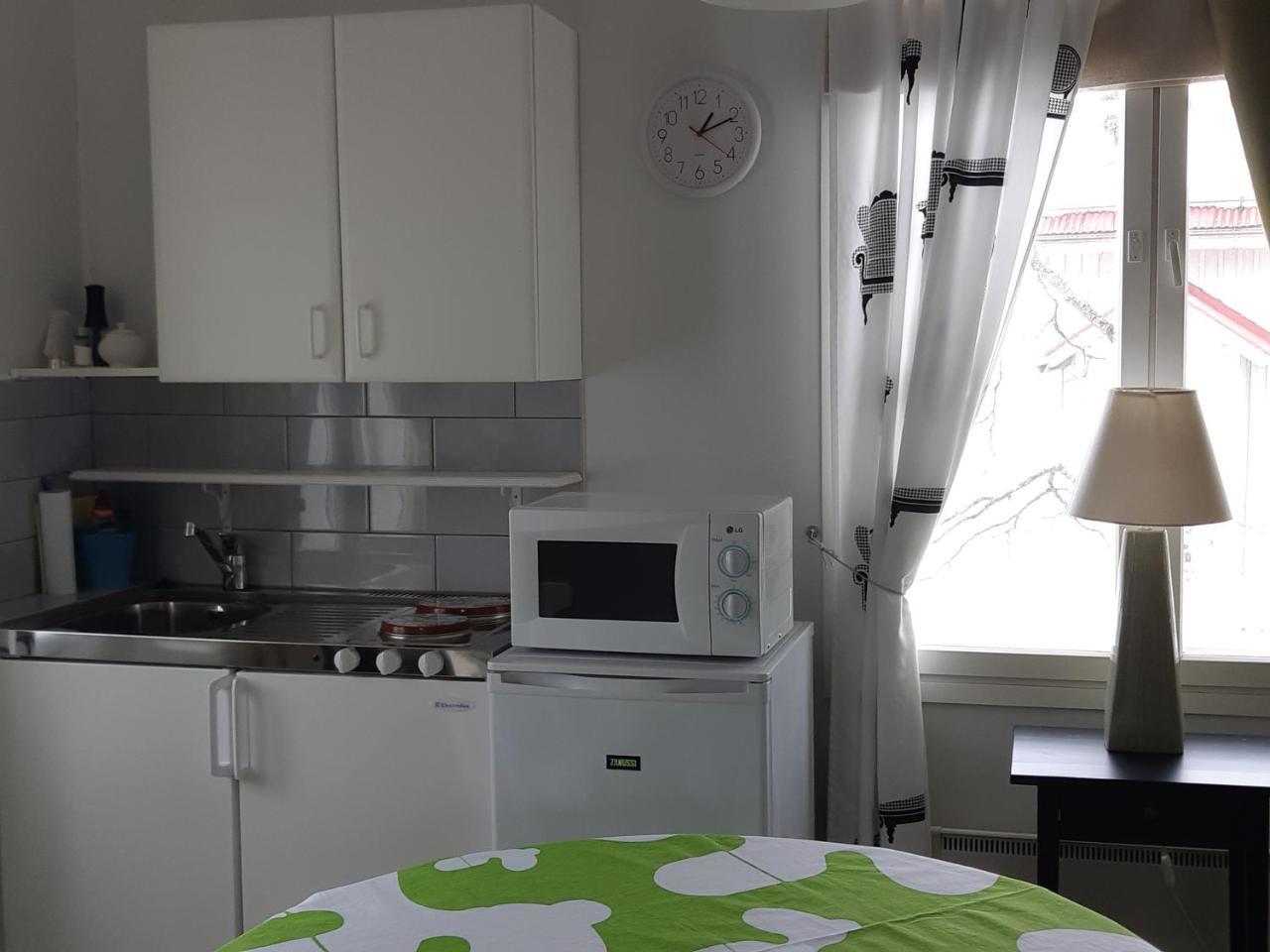 Boutique Hotel Tavis, Check In Olavinkatu 8 Savonlinna Esterno foto