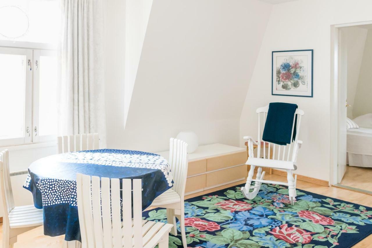 Boutique Hotel Tavis, Check In Olavinkatu 8 Savonlinna Esterno foto
